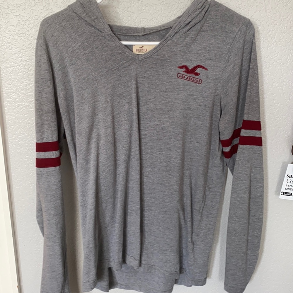 Hollister Long Sleeve T-Shirt